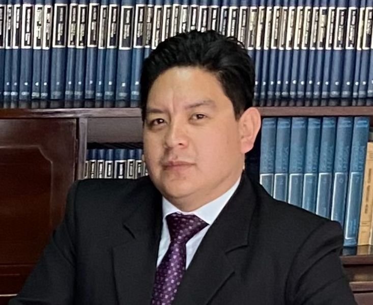 Lcdo. Raúl Suquillo